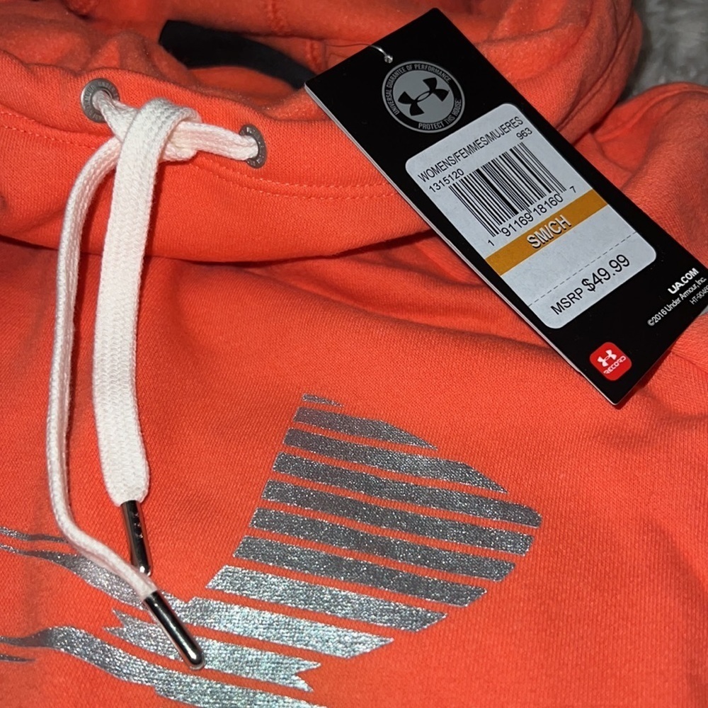 NWT under armour sweatshirt - Picture 2 of 5